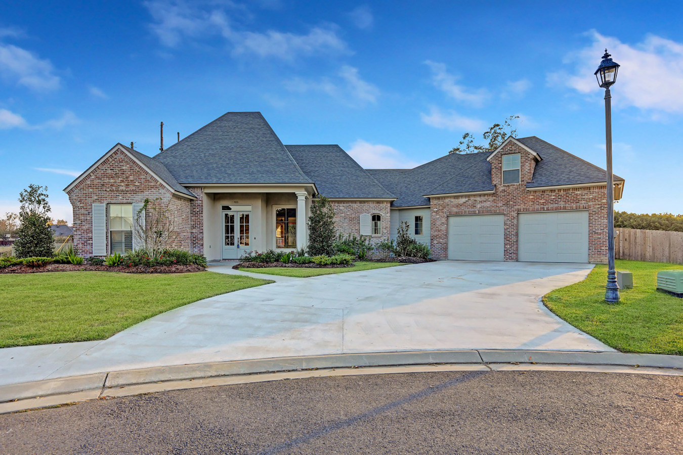 411 Ambergris Lane photo 1